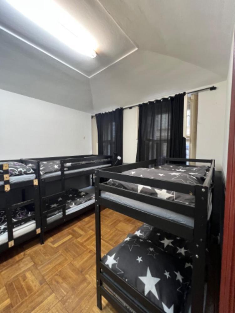 Apartment Moon Praag Buitenkant foto